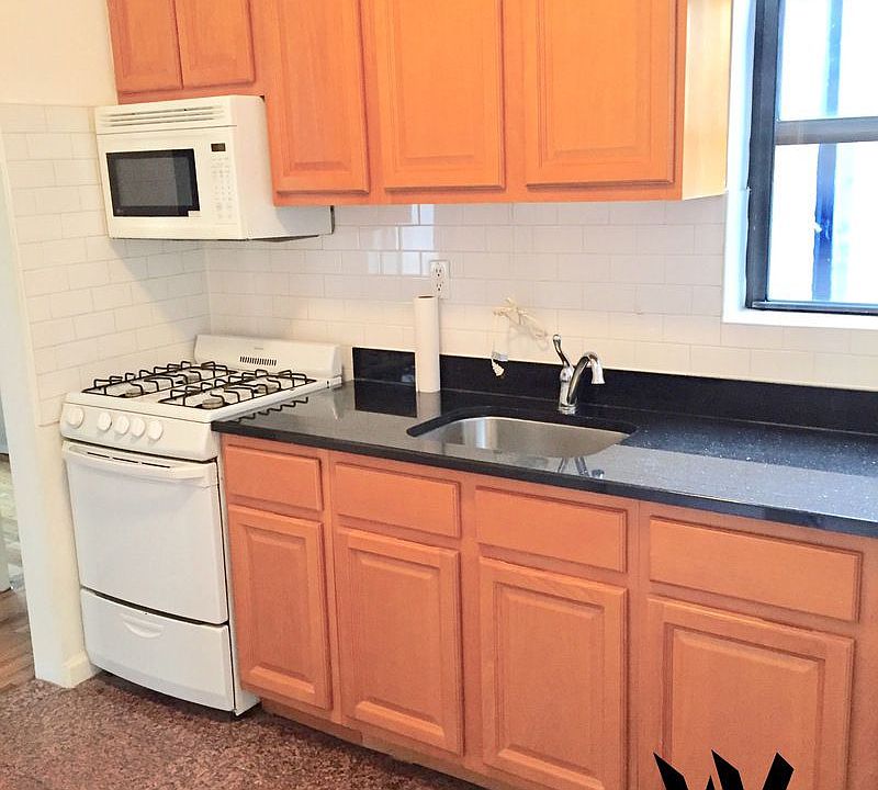 1st image of 232 W 24th St APT 5R