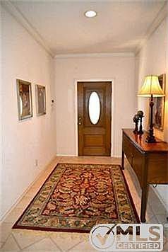 4th image of 200 Edgecreek Ct