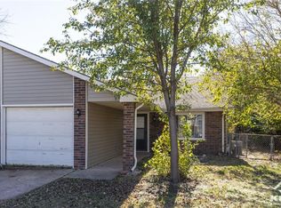 1413 W Nottingham Cir, Wichita, KS 67204