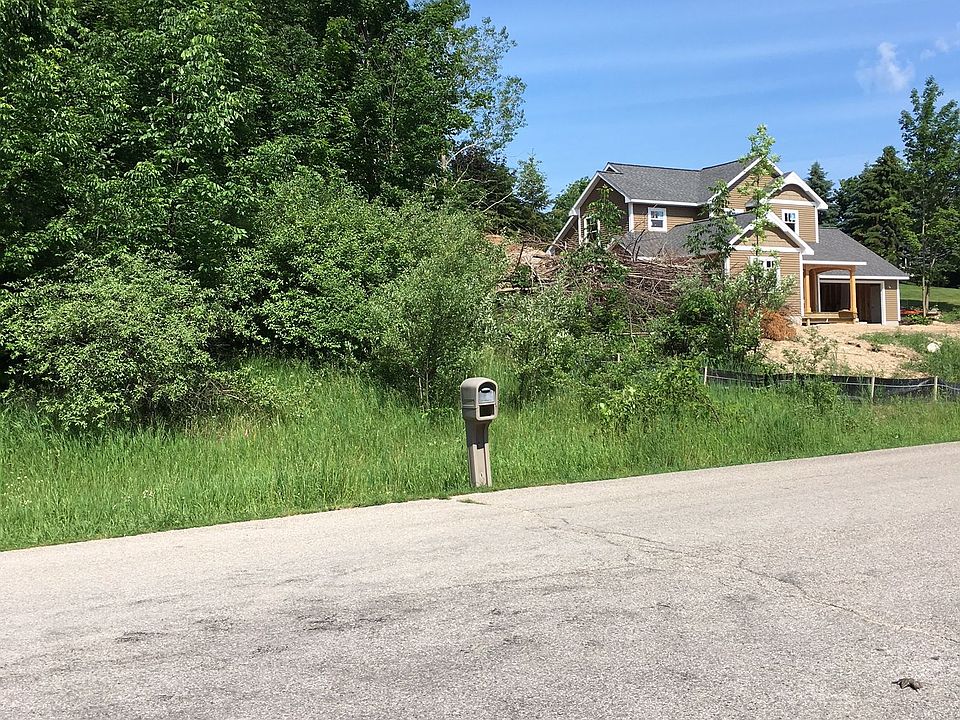 1st image of 3837 Heatherwood Dr E