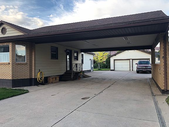 Carport