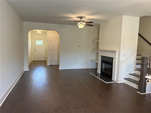 2nd image of 5854 Greystone Dr