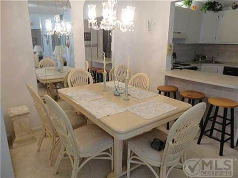 3rd image of 304 Knotty Pine Cir APT B-2