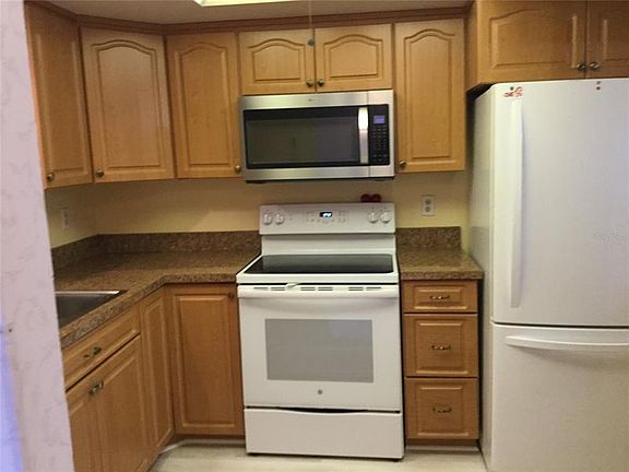 4th image of 1100 E Bay Dr APT 82