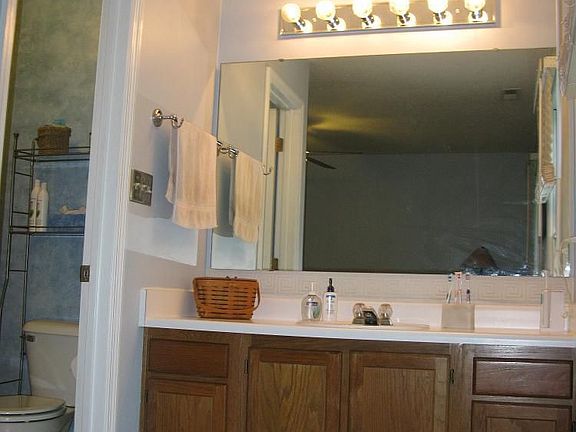 5th image of 5323 Blanco Dr