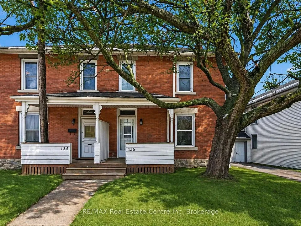 136 Paisley St