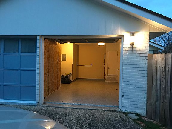 4th image of 13319 Blinn St
