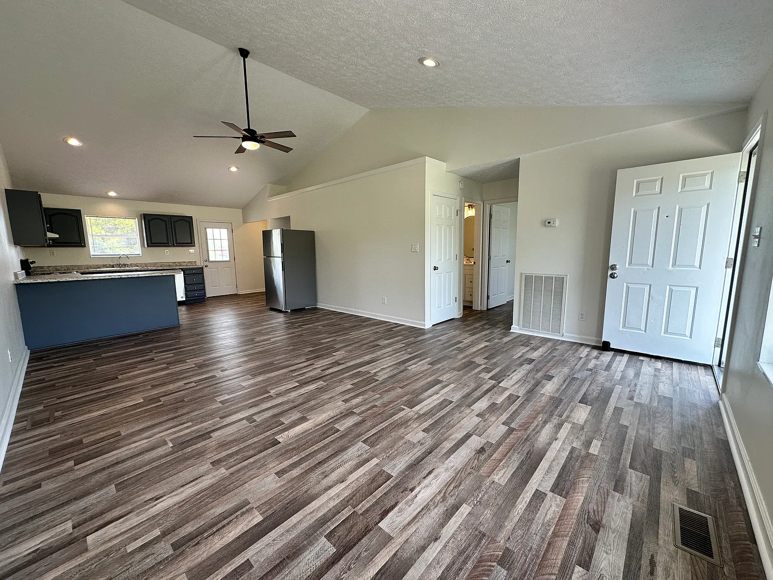 2 bed, 1150 sqft, $1,475 — Photo 4