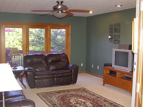 4th image of 66 Ledgewood Dr