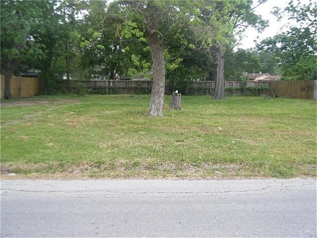 2nd image of 5216 Ratama St