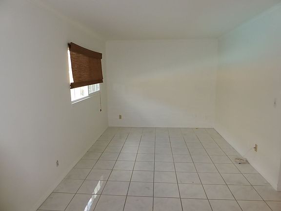 5th image of 15629 Rosehaven Ln