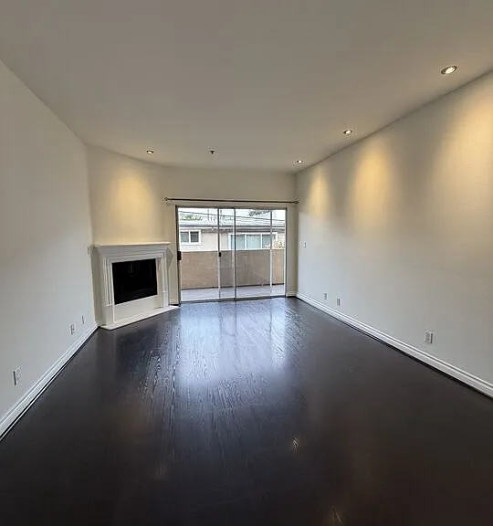 87 S Allen Ave #204 — Photo 1