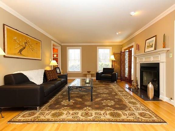 Living Room w/Fireplace