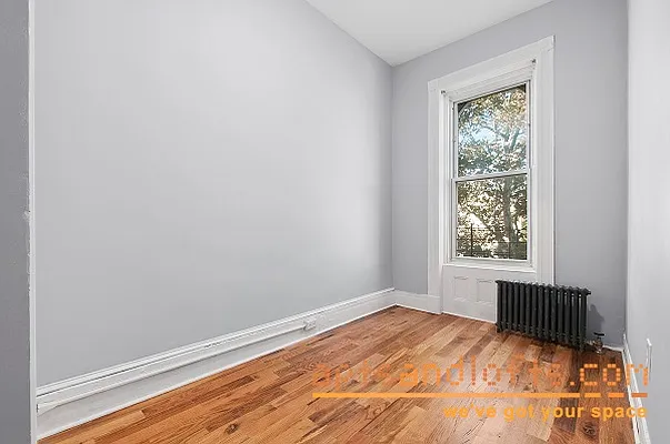 Rented by aptsandlofts.com | media 5