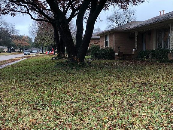 4th image of 8410 Sweetwood Dr