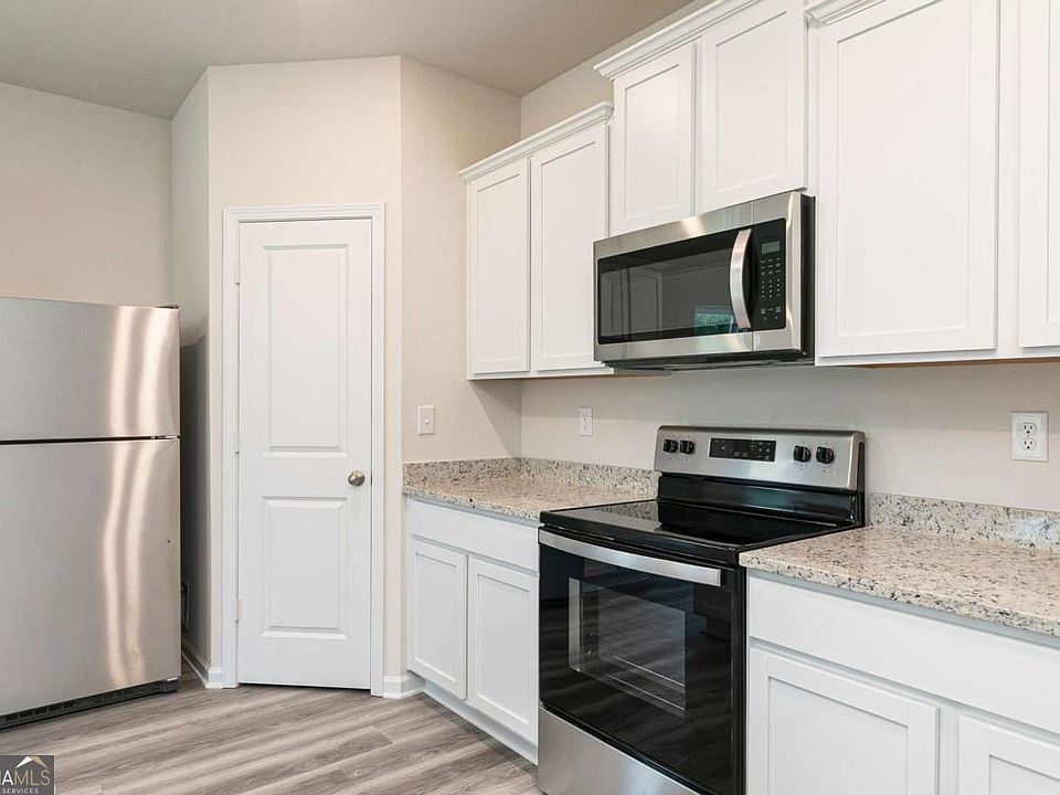 1st image of 410 Prescott Way