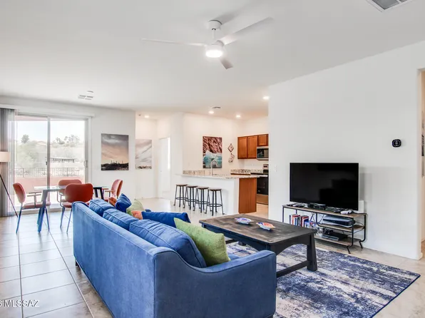 9239 N Peridot Vista Ave, Tucson, AZ 85742
