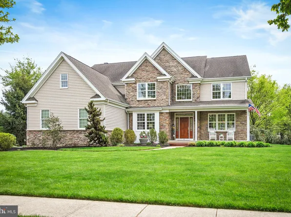 29 Tamar Ct, Lawrence Township, NJ 08648