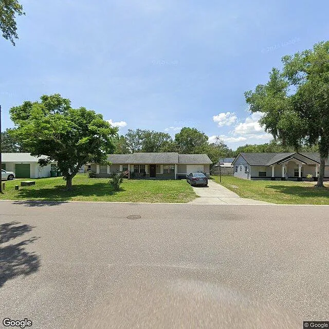 402 Cricket Hollow Ln