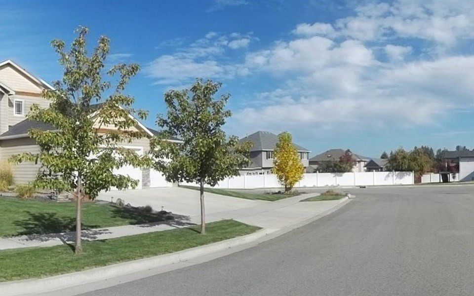 2nd image of 2402 W Aimee Ave
