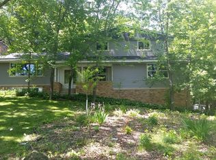 14120 Woodhaven Rd, Minnetonka, MN 55345