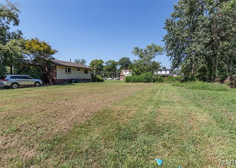 2nd image of 2 Barcelona Ave