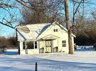 3863 East St, Saginaw, MI 48601