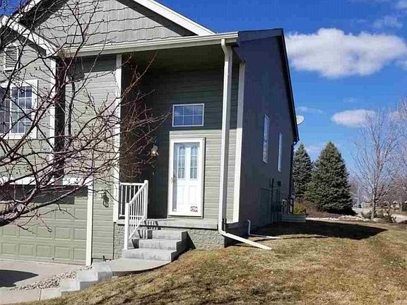 2nd image of 16204 Camden Ave