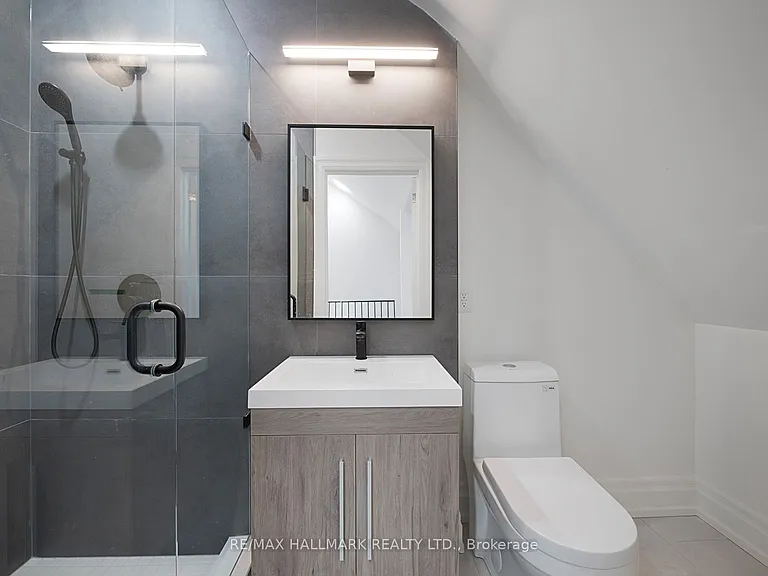 547 Indian Rd #3 — Photo 29