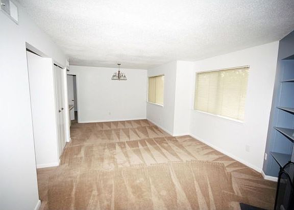 2nd image of 502 Glenn Regis Way