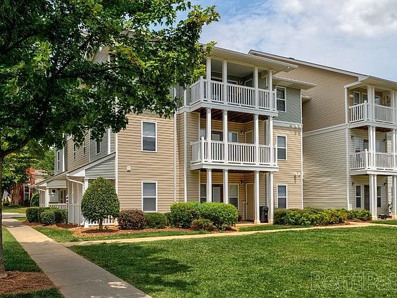 2nd image of 5005 Community Cir #4825-103