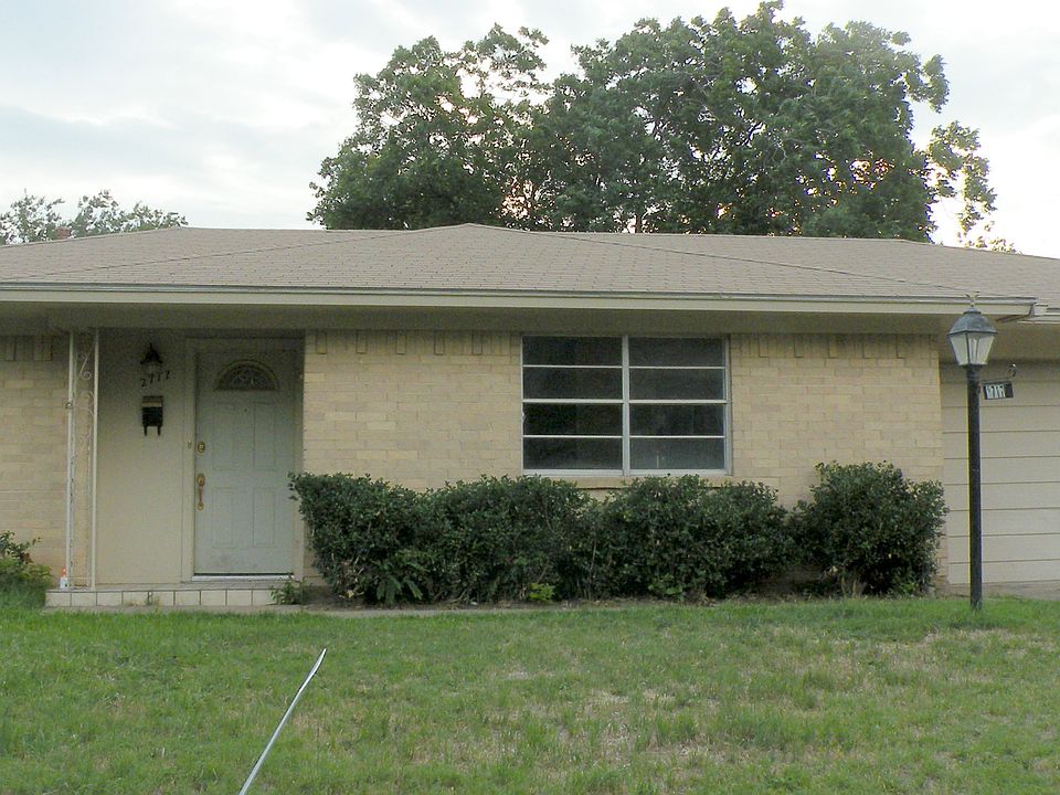 1st image of 2717 Willow Park St