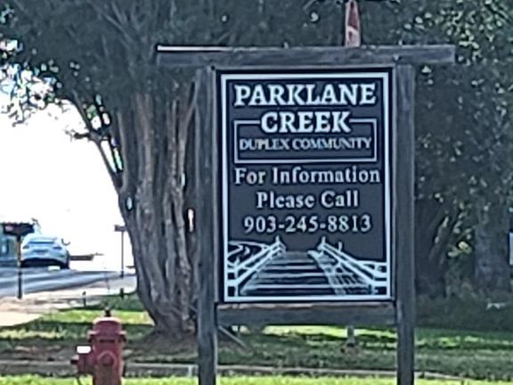 3rd image of 307 Parklane Crk