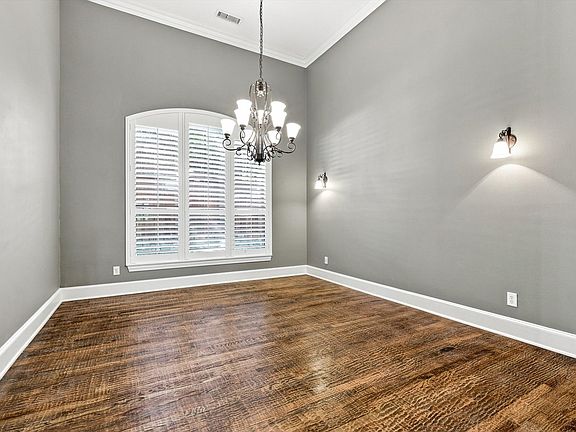 5th image of 731 Lockridge Rd