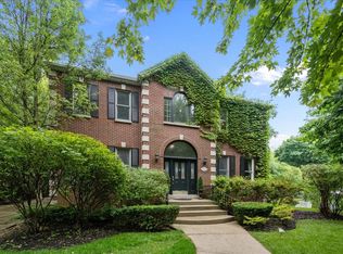 458 Naida Ter, Highland Park, IL 60035