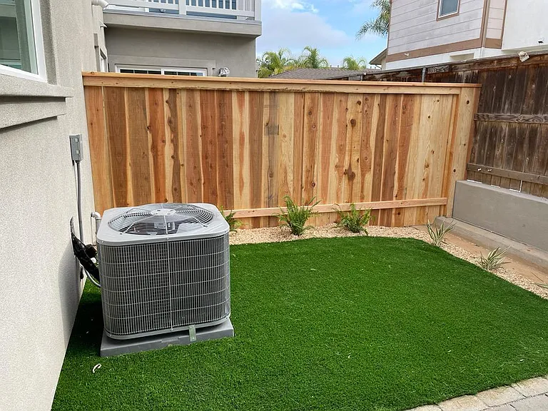 1345 Holly Ave — Photo 35