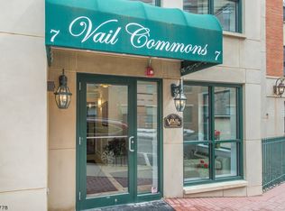 7 Prospect St UNIT 302, Morristown, NJ 07960