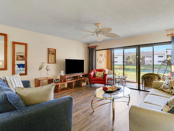 2nd image of 3061 SE Aster Lane #302