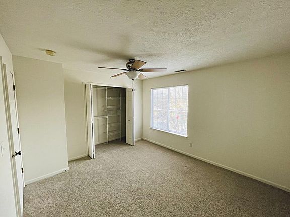 5th image of 540 Beacon Lake Dr #8