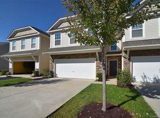 856 Summerlake Dr, Fort Mill, SC 29715