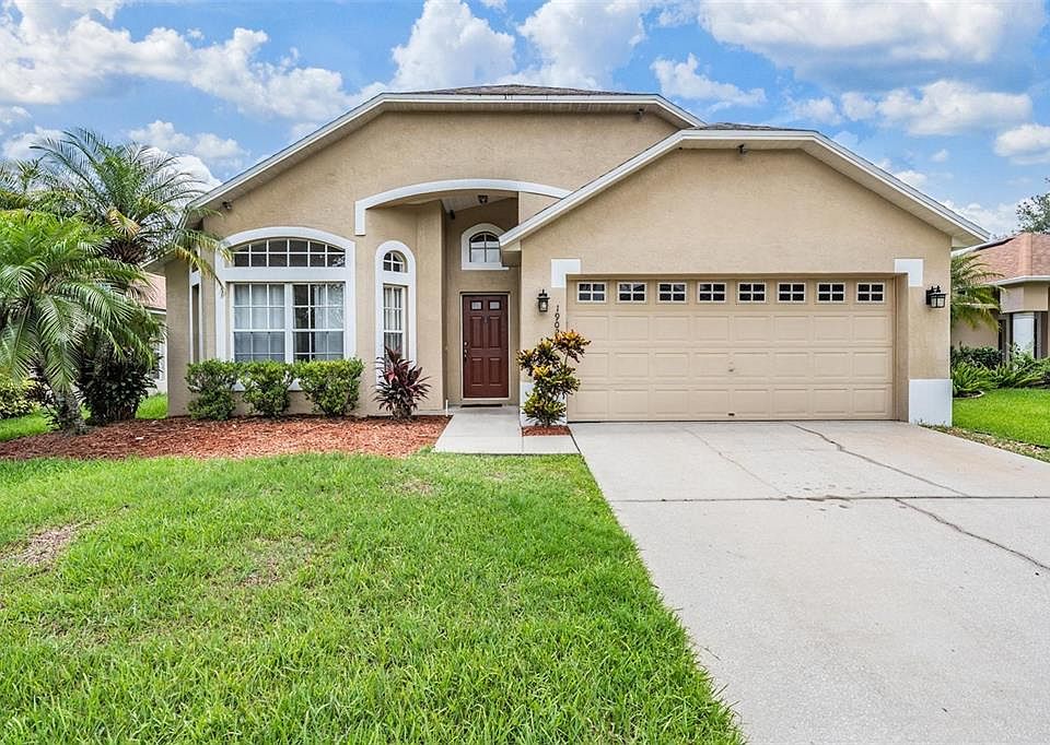 1st image of 19028 Weatherstone Dr