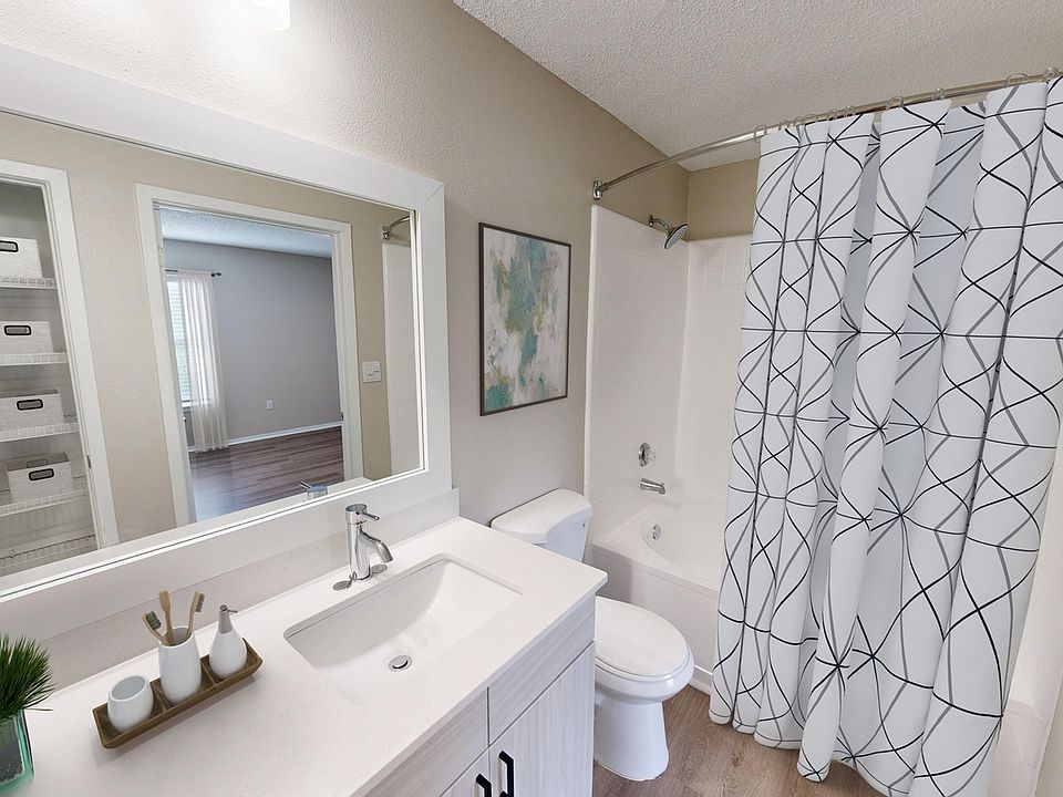 Newly Renovated Bathroom