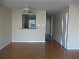 5th image of 2214 Winrock Blvd