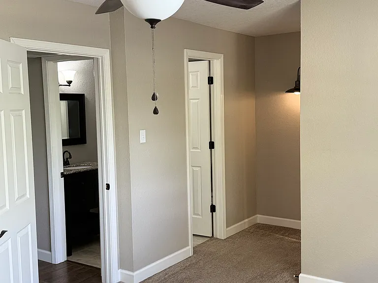2922 SW Lydia Ave #228 — Photo 11