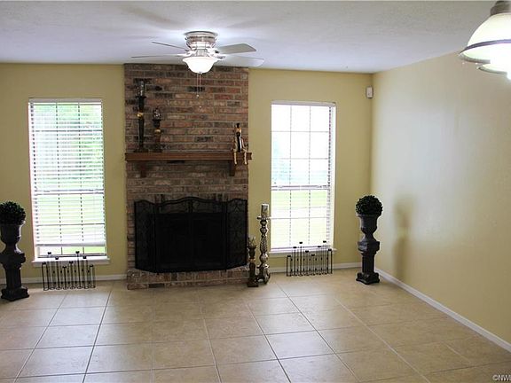 4th image of 964 Winter Garden Dr