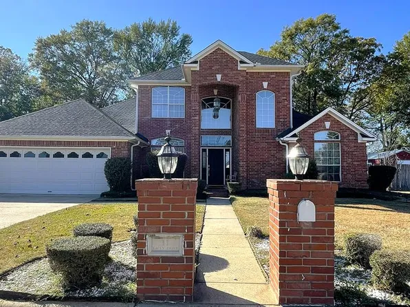 11 Lacey St, Hooks, TX 75561