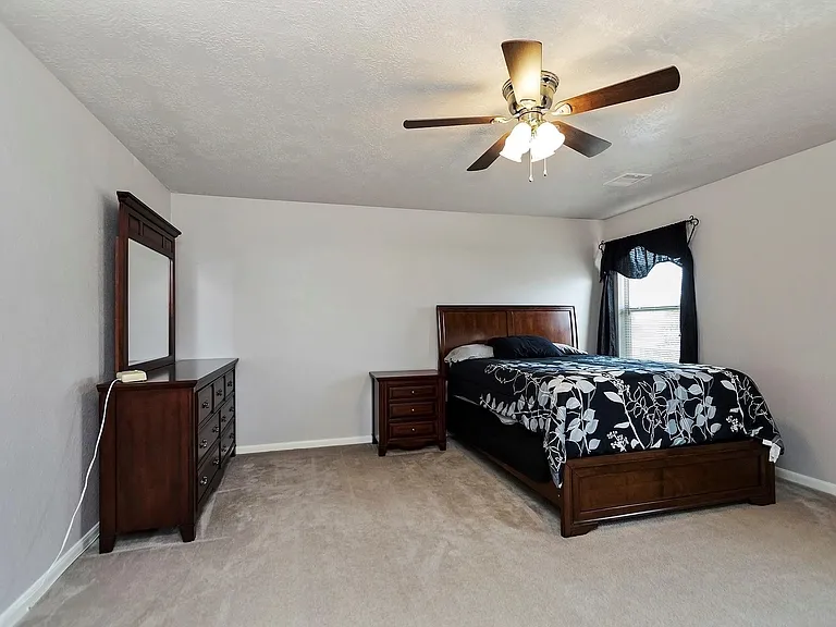 20738 Fair Castle Dr — Photo 33