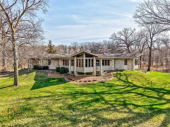 5th image of 2778 E 1779th Rd