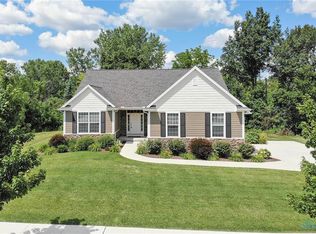 25172 Rocky Harbour Dr, Perrysburg, OH 43551