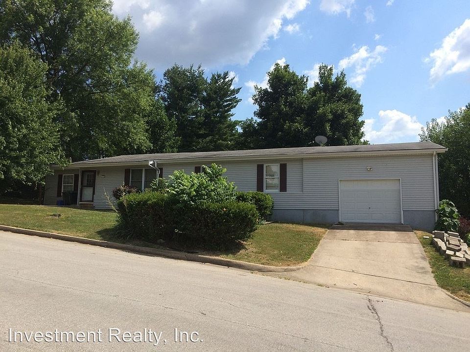 2nd image of 1316 Hillview Dr